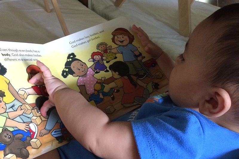 TBM toddler reading board book 800x533